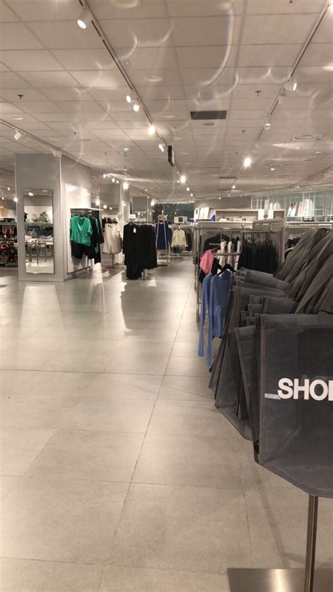 shopping fake snap